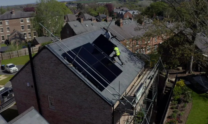 Homeowners turn to solar panels as oil prices rise
